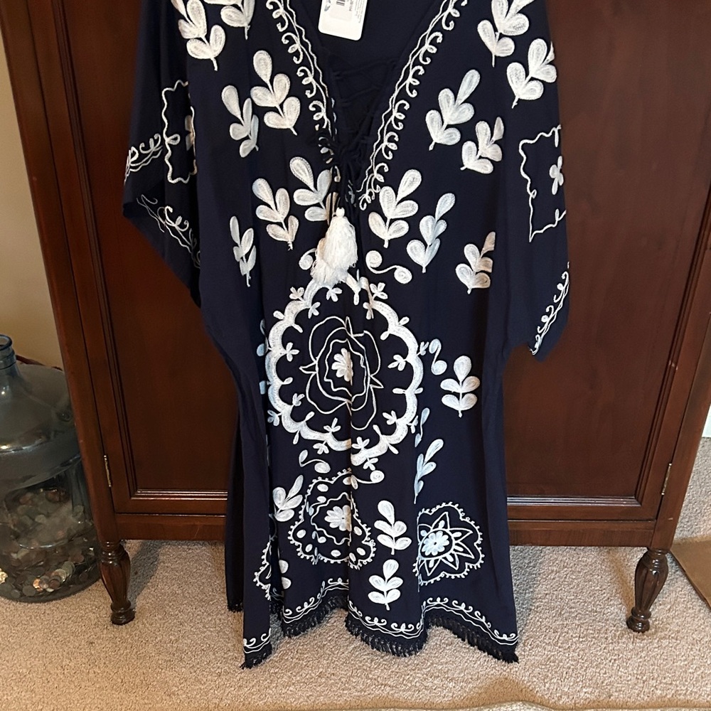 Embroidered Navy Blue Tunic with White Floral Detail